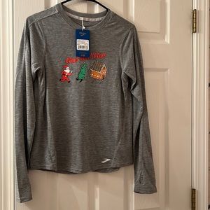 Brooks running tech shirt winter graphic, size medium